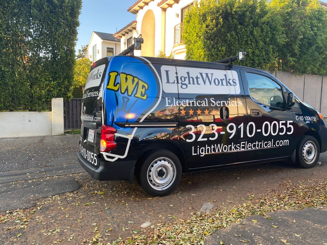 Light fixture installation in Venice Ca